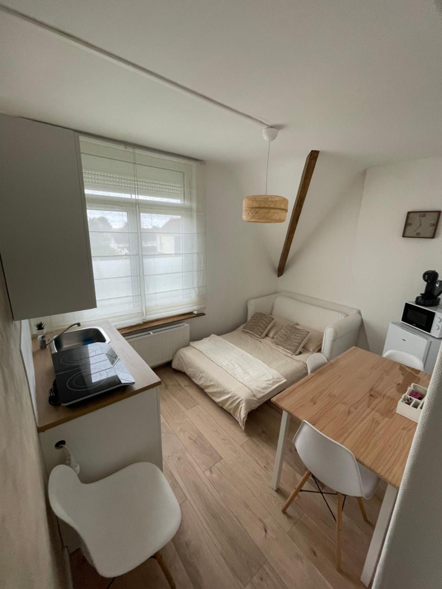 Jolie Maison De Coron Lens Eksteriør billede